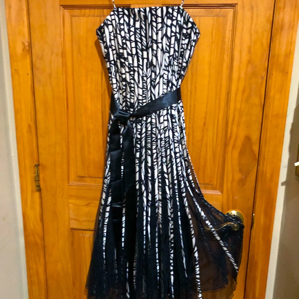 This is a gorgeous one-of-a-kind unique dress.